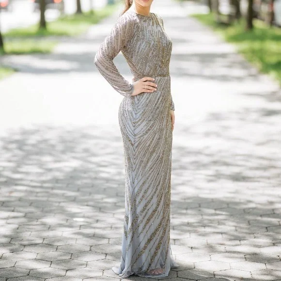 Mac Duggal gown - Picture 2 of 5